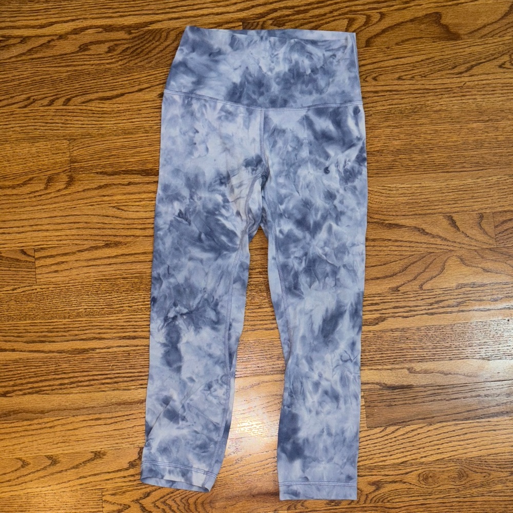 Lululemon women’s cropped legging